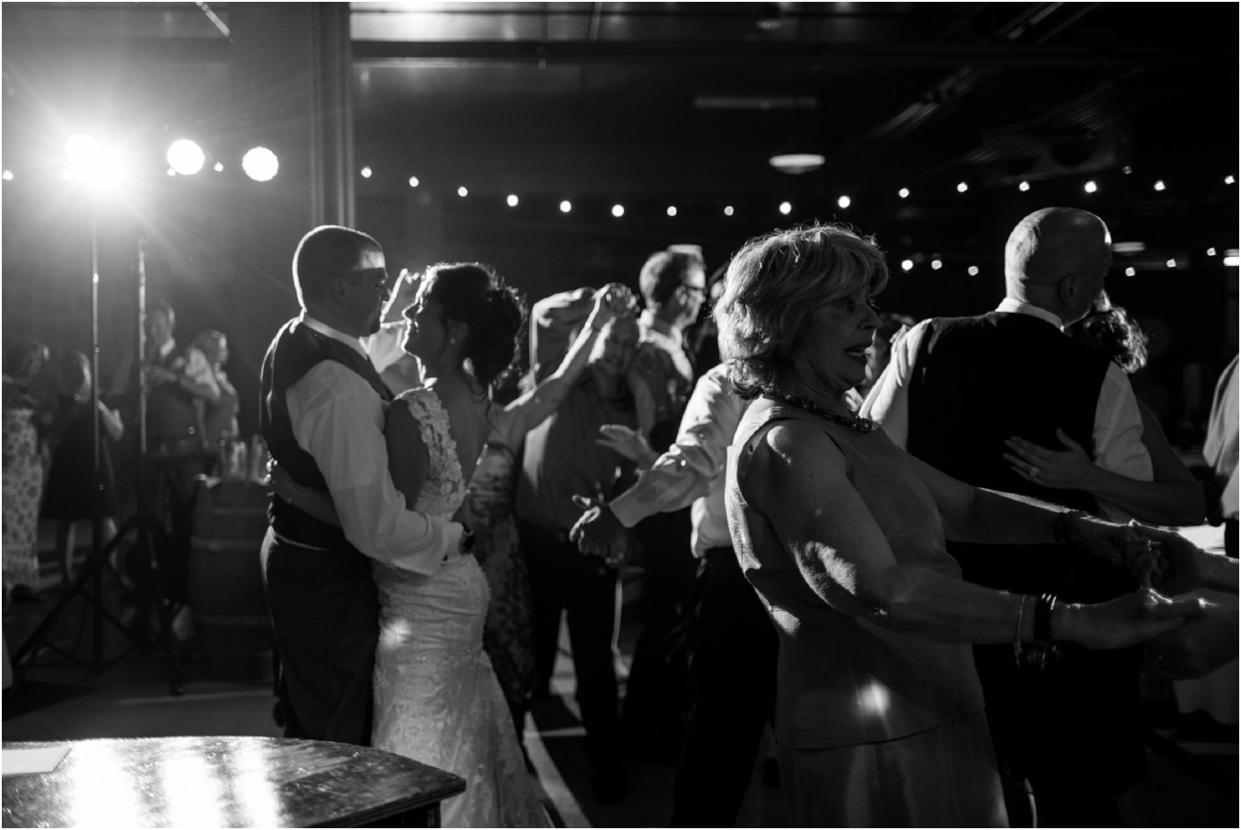 Top 10 first dance songs Wenatchee Photographer Wedding couple first dance Photo