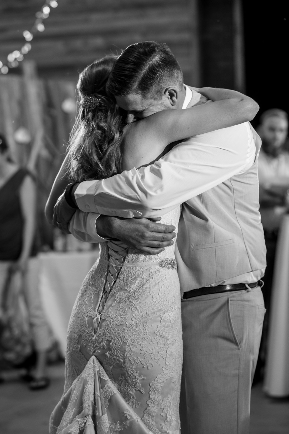 Favorite 2015 Wedding Moments Kennewick Backyard Wedding bride and dad dance photo
