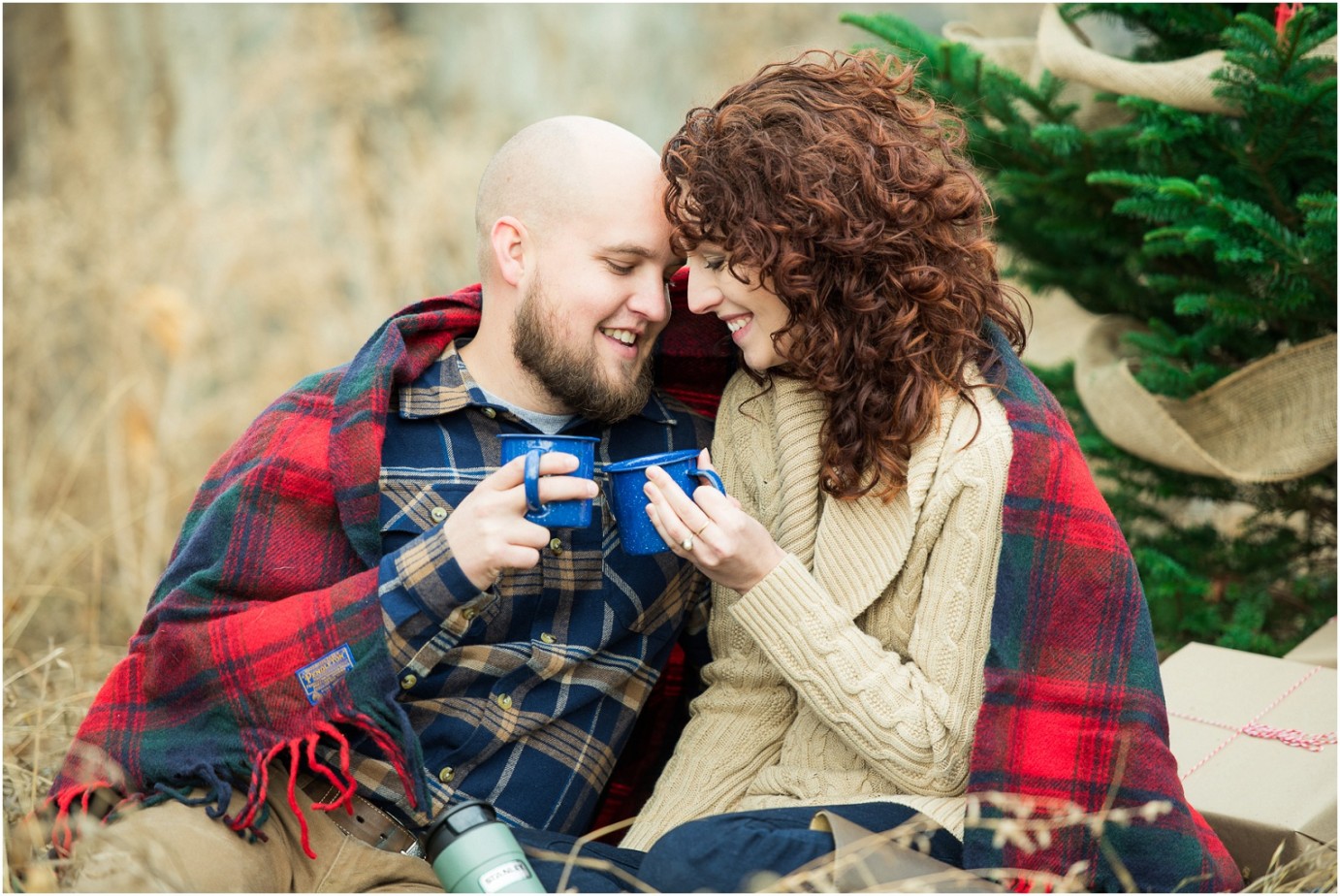 Kennewick Christmas Inspired Couple Shoot couple drinking hot cocoa photo