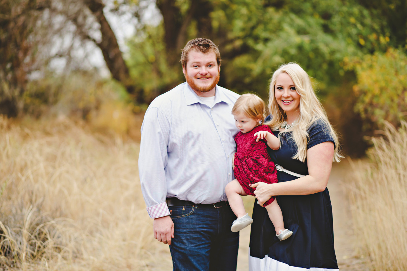 Tips for family photo sessions 18 month old being crazy during session 