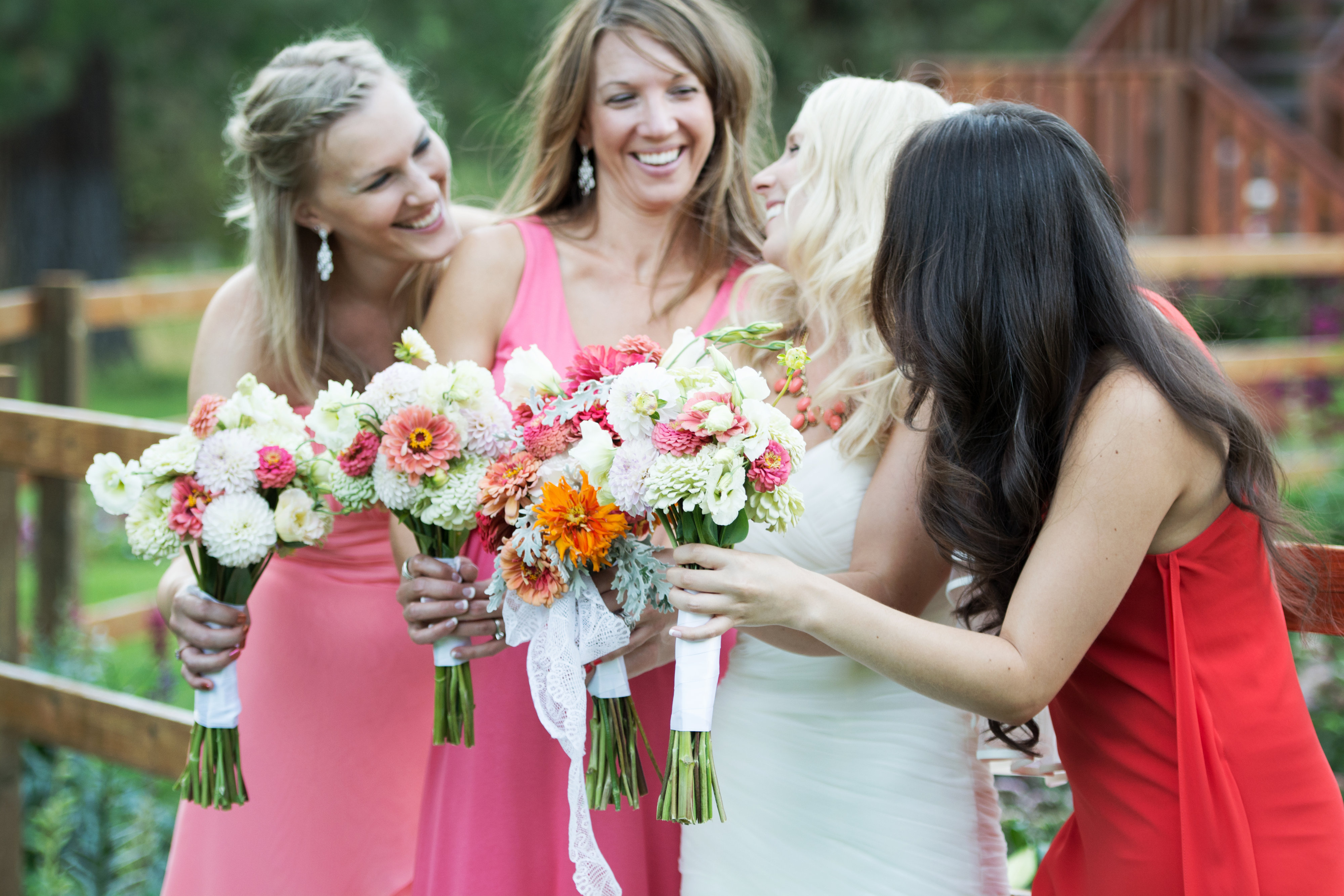 How to choose your wedding colors Summer wedding colors