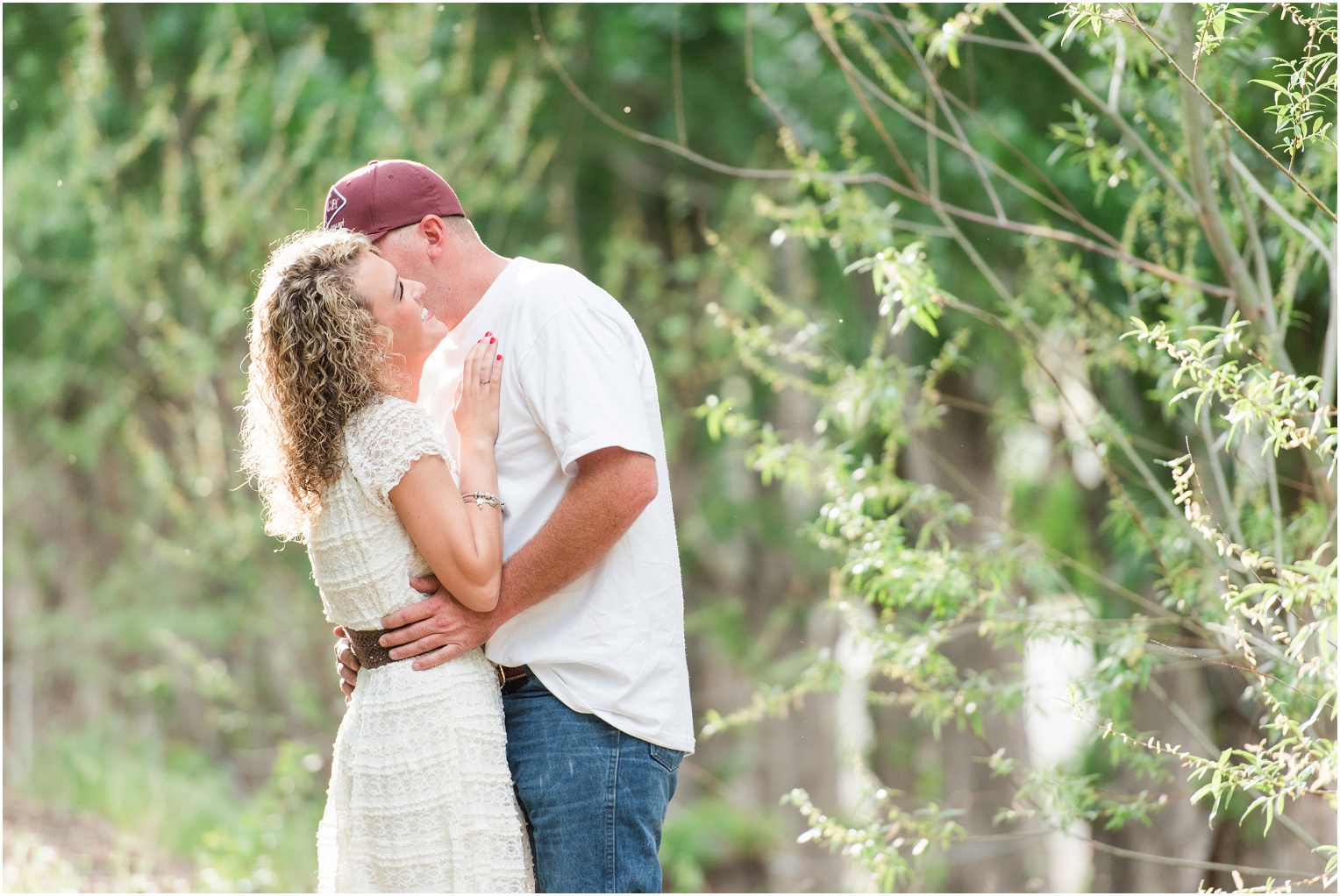 Country Engagement Session Mattawa Photographer Ryan and Shelby Couple kissing in a grove of trees