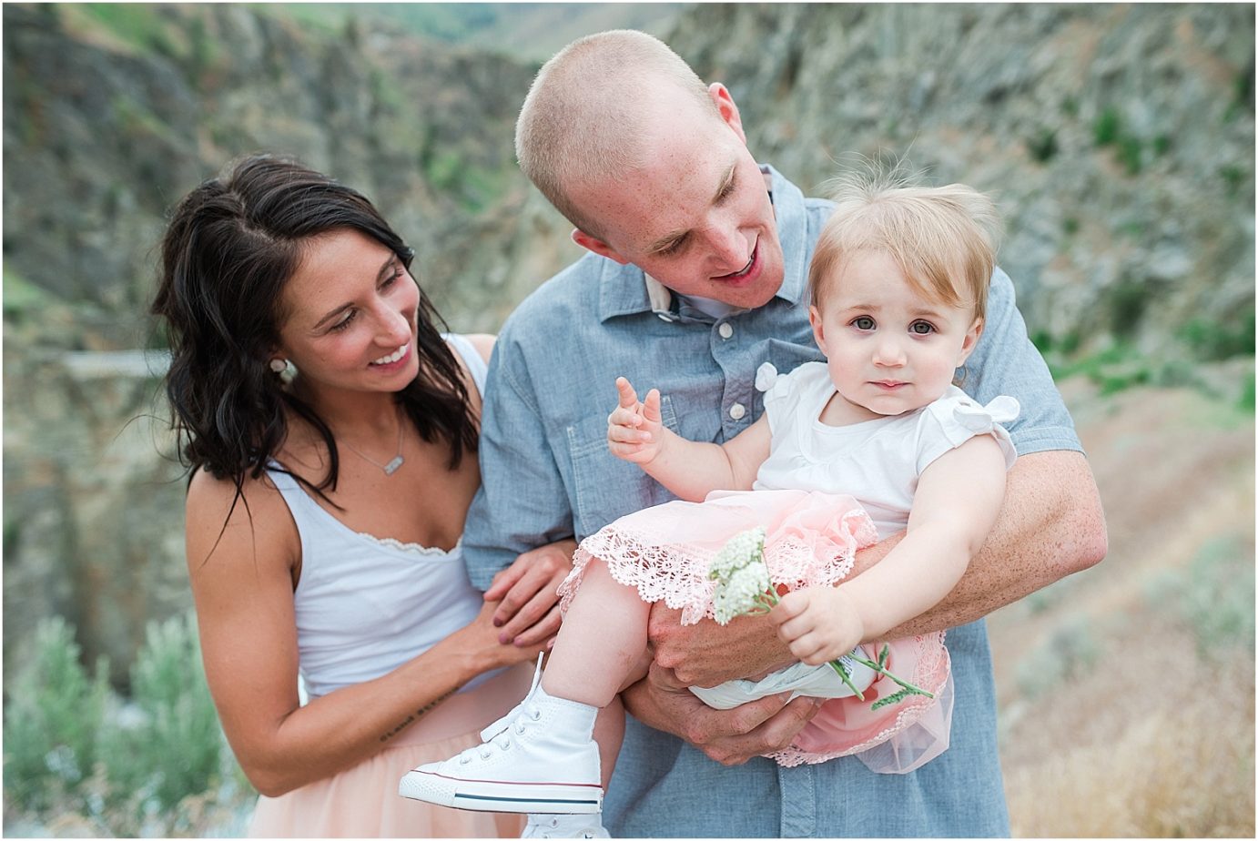 Chelan Engagement Session Chelan Gorge Chelan Photographer Cody and Brooke with daughter