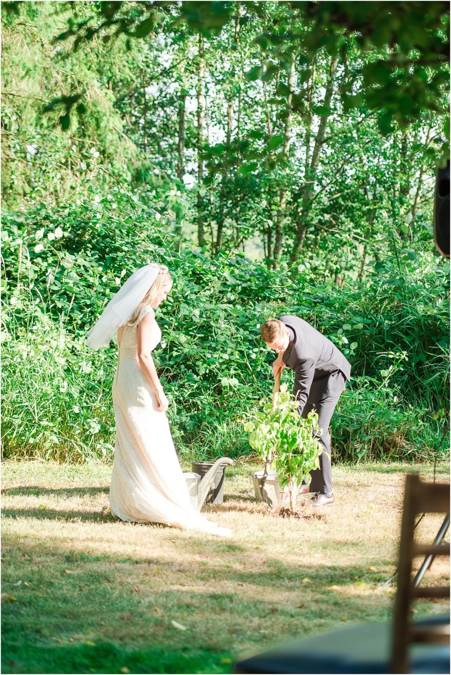 DIY backyard onalaska wedding Onalaska Photographer Bryan and Olivia ceremony