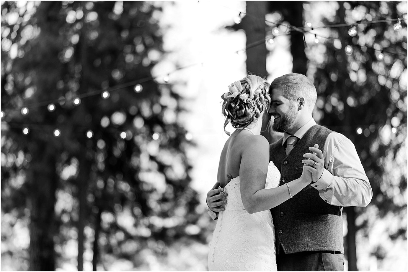 Elk Haven Equestrian Center Wedding Cle Elum Photographer Adam and Jessica dances