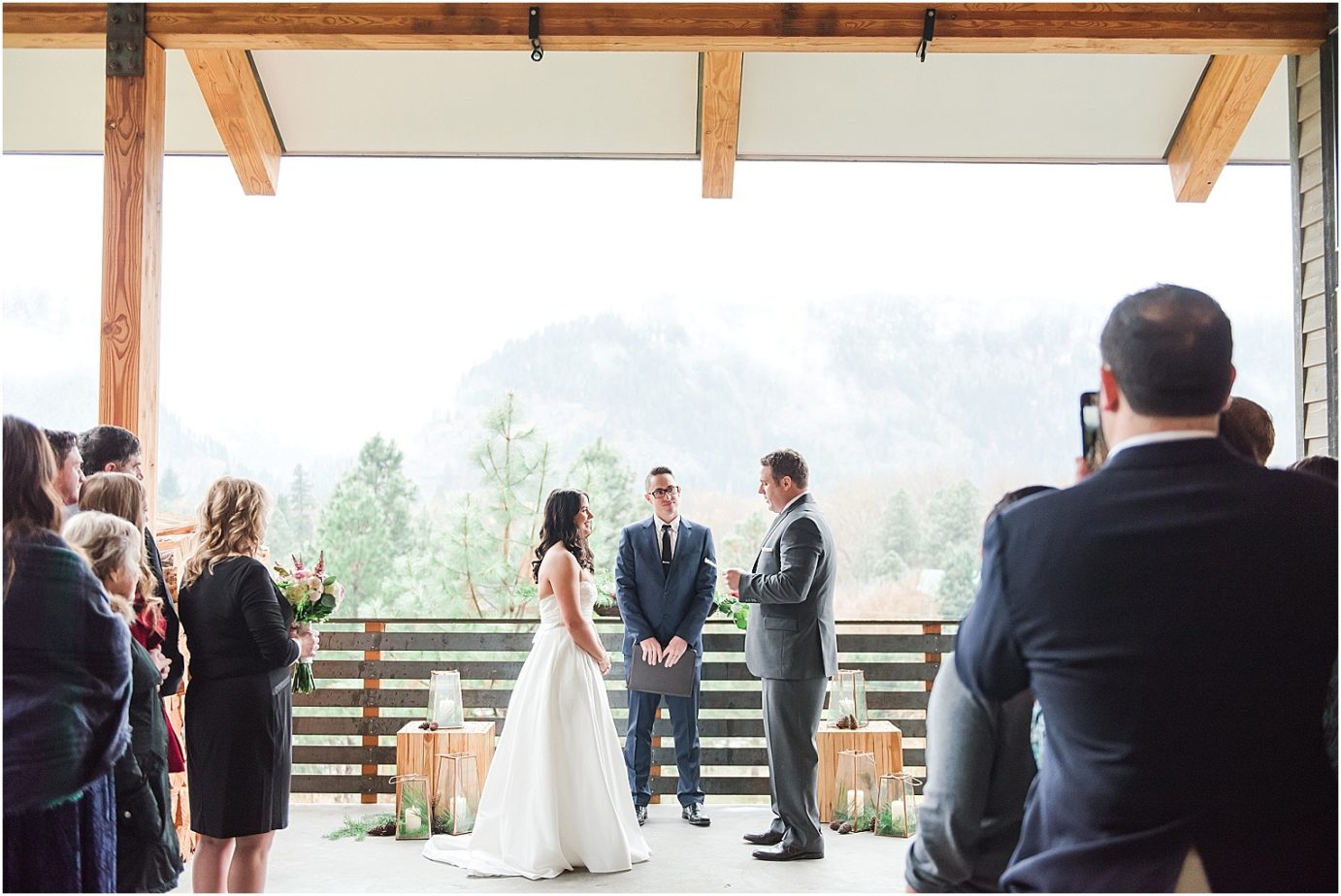 Na-Mu Lodge Wedding Leavenworth Photographer Jason and Andrea ceremony