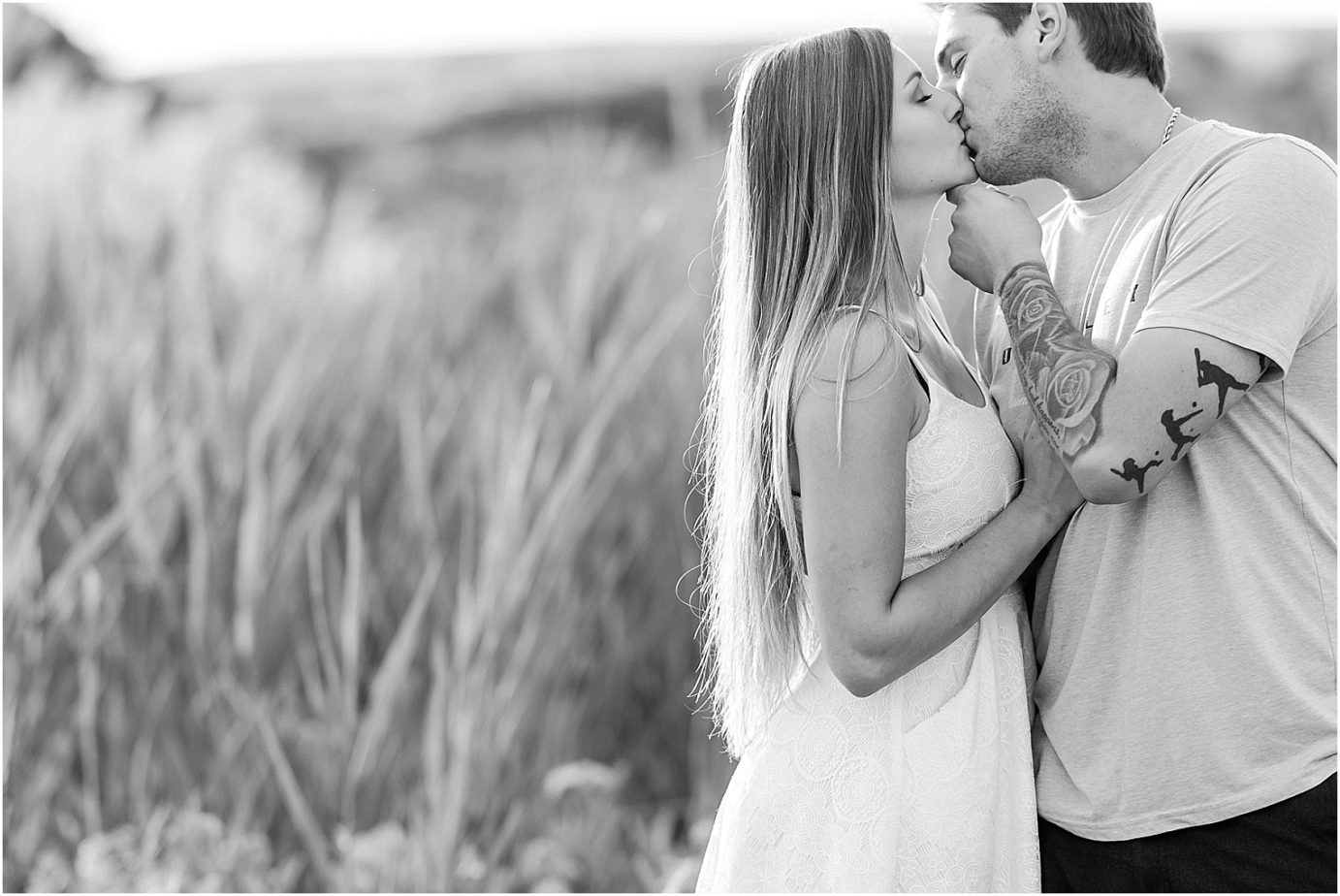 Favorite engagement photos of 2018 Misty C Photography Blog couple kissing