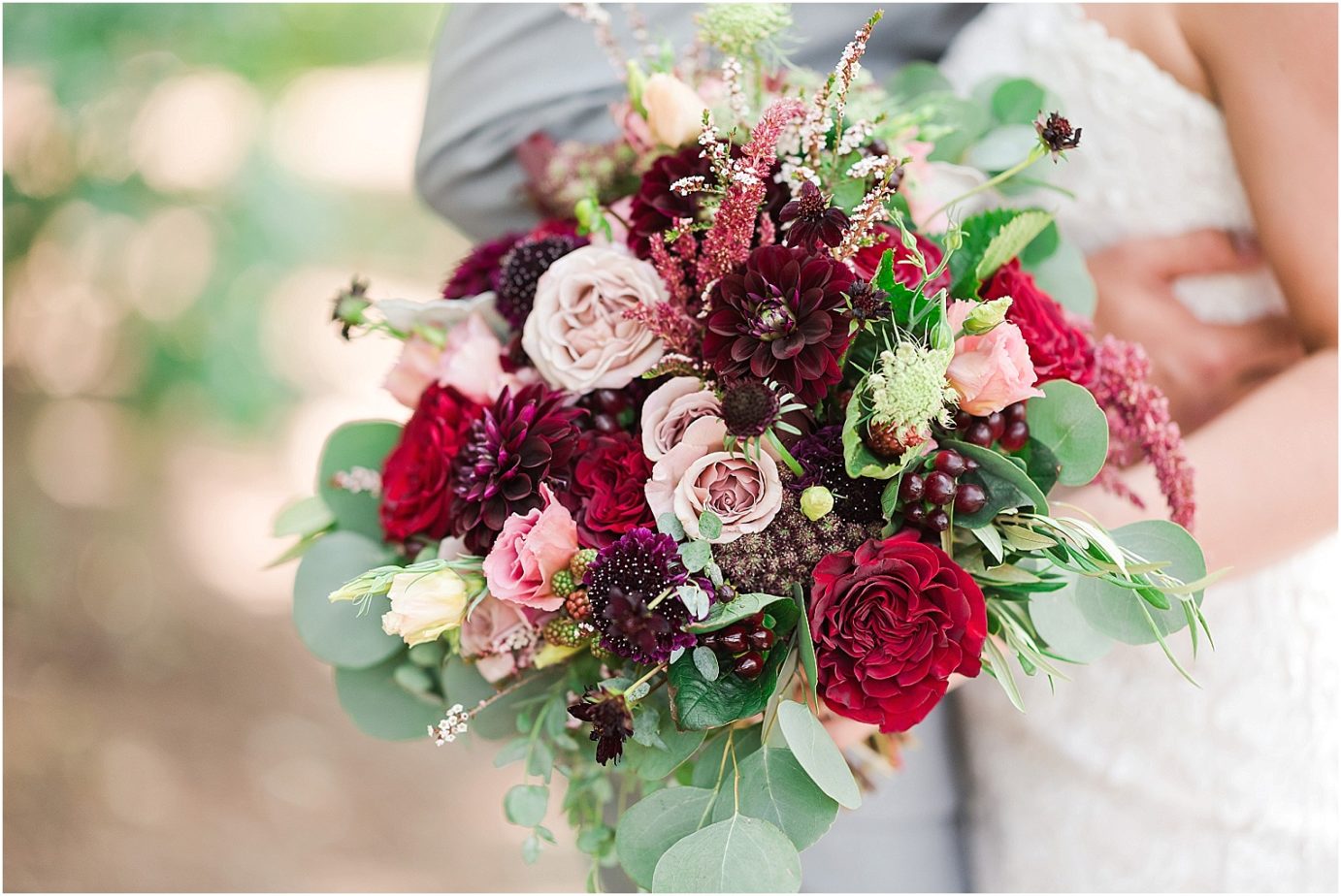 Favorite wedding florals of 2018 for brides maroon wedding bouquets