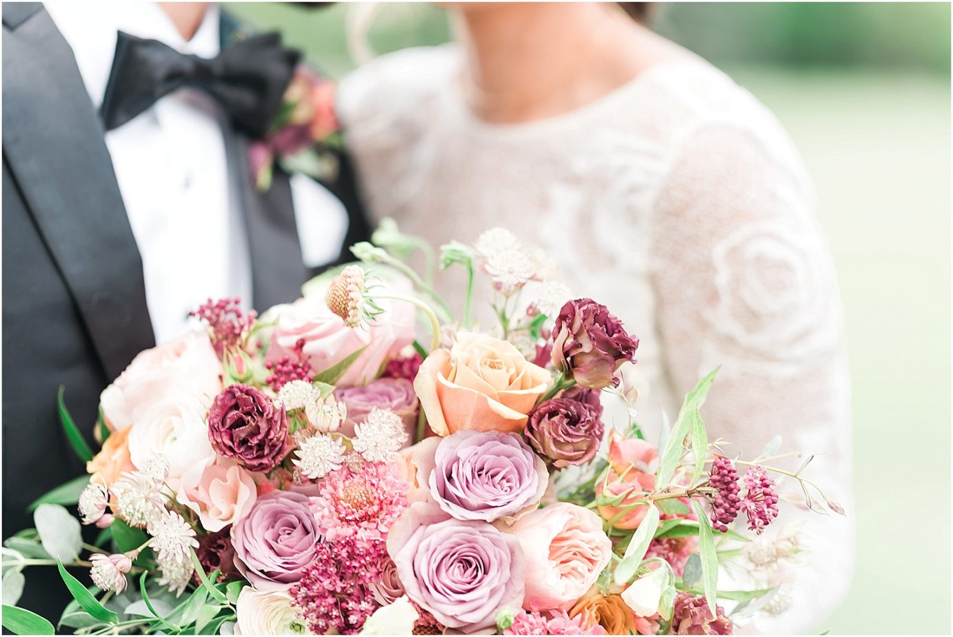 Oakshire Estate Wedding Inspiration shoot mauve, peach, and blush bridal bouquet