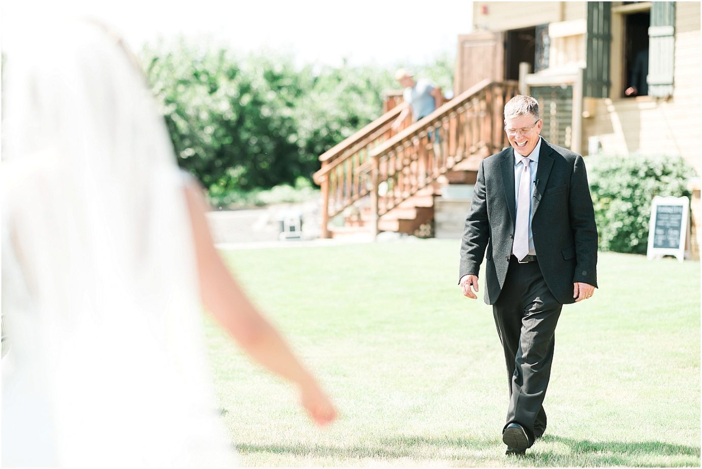 Fontaine Estate Wedding Naches Photographer Doug and Sarah first look with bride's father