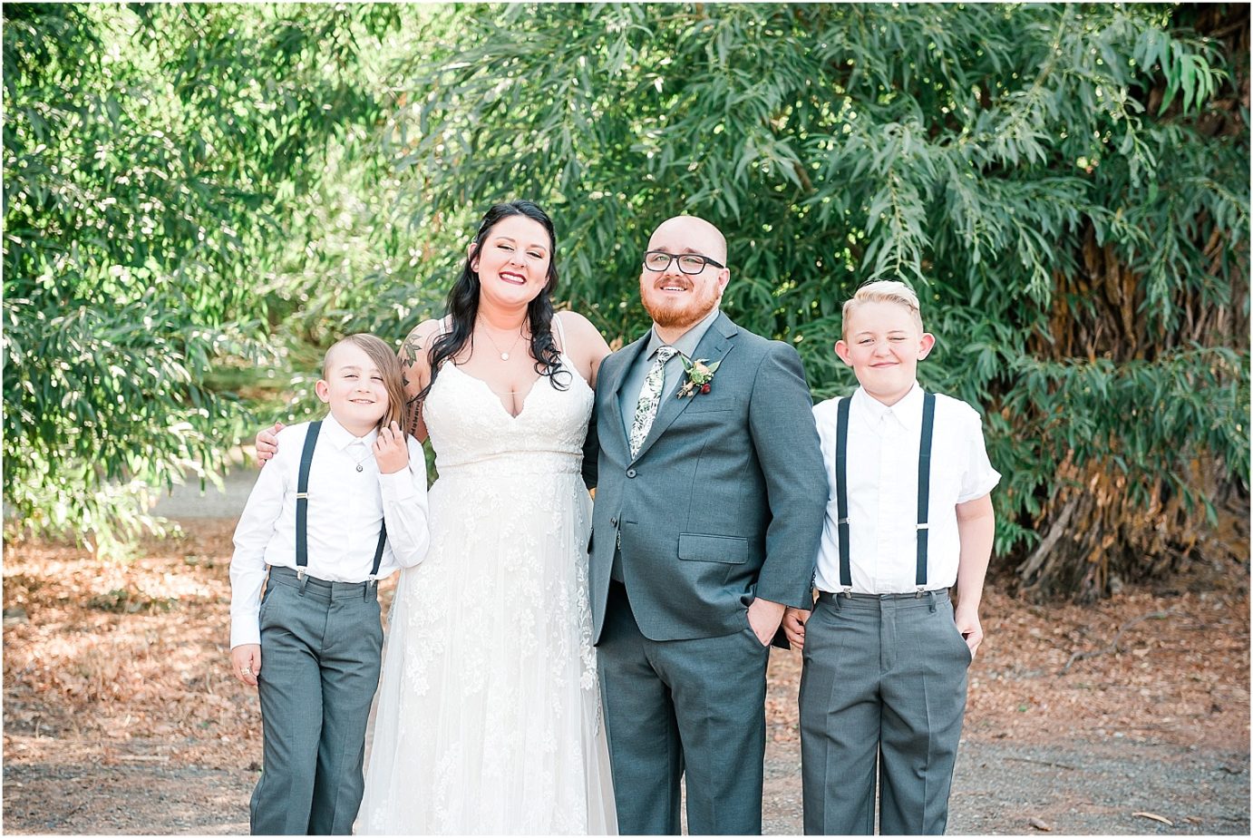 McIntosh Ranch Wedding Gemma and Forrest Ellensburg Photographer family photos