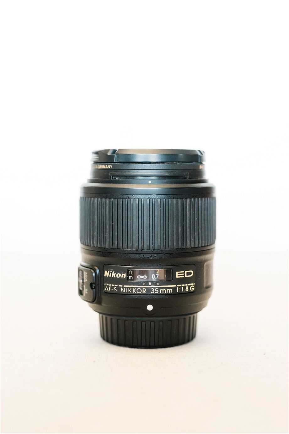 Nikon 35 mm f1.8G camera lens
