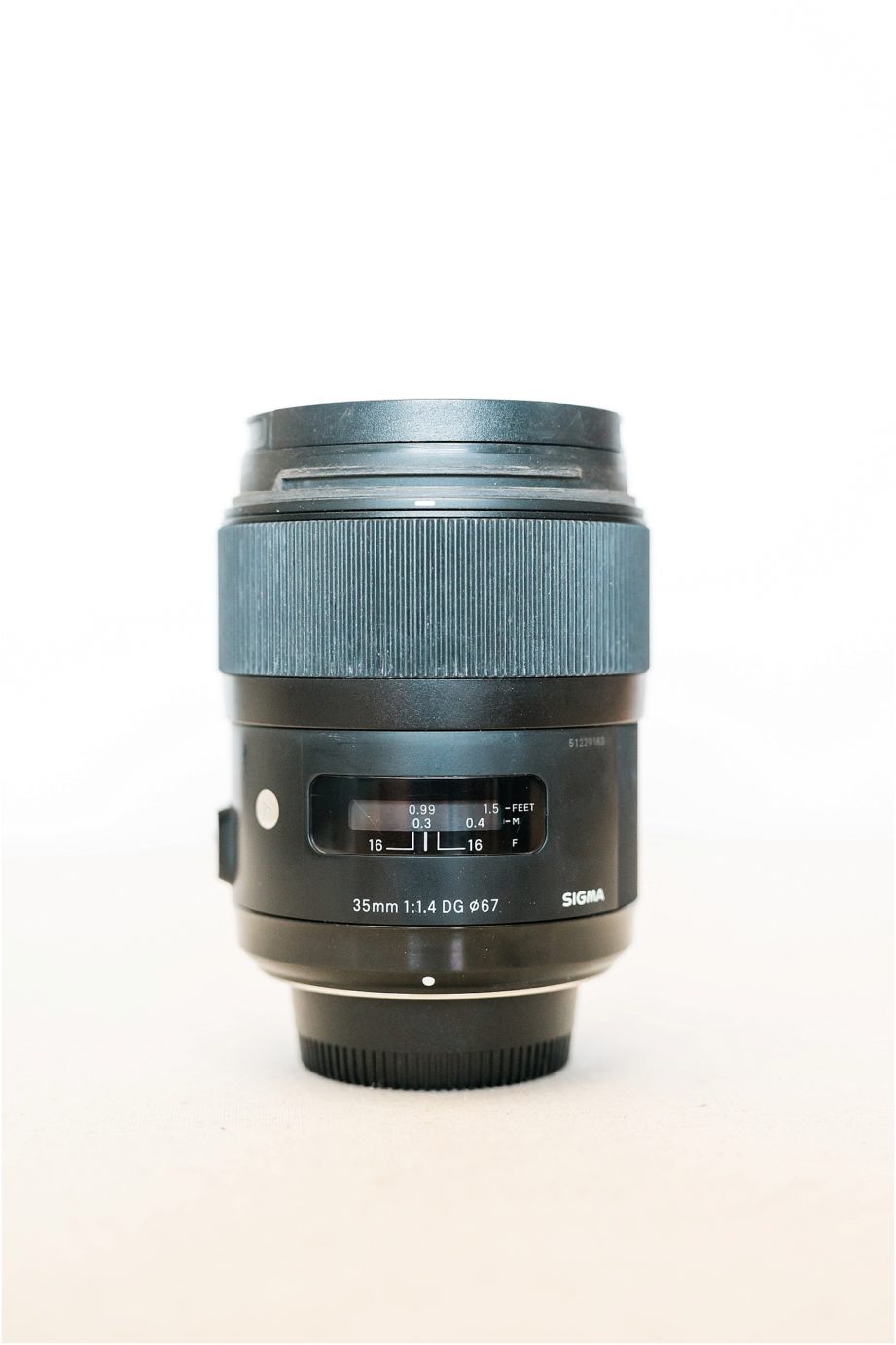 Sigma 35 mm 1.4 ART camera lens