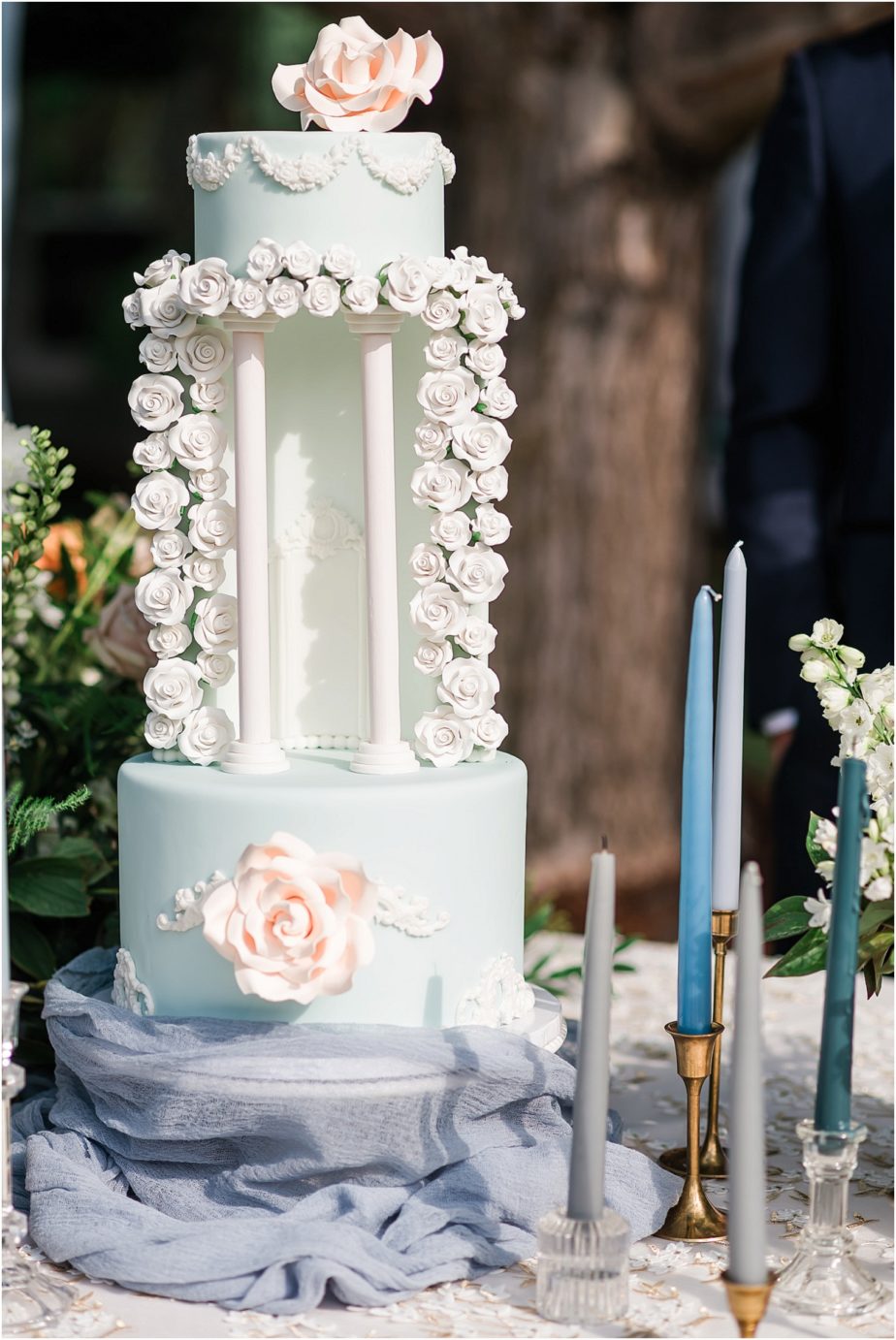 Oakshire Estate Wedding Garden Styled Shoot Yakima Photographer wedding cake with sugar flowers