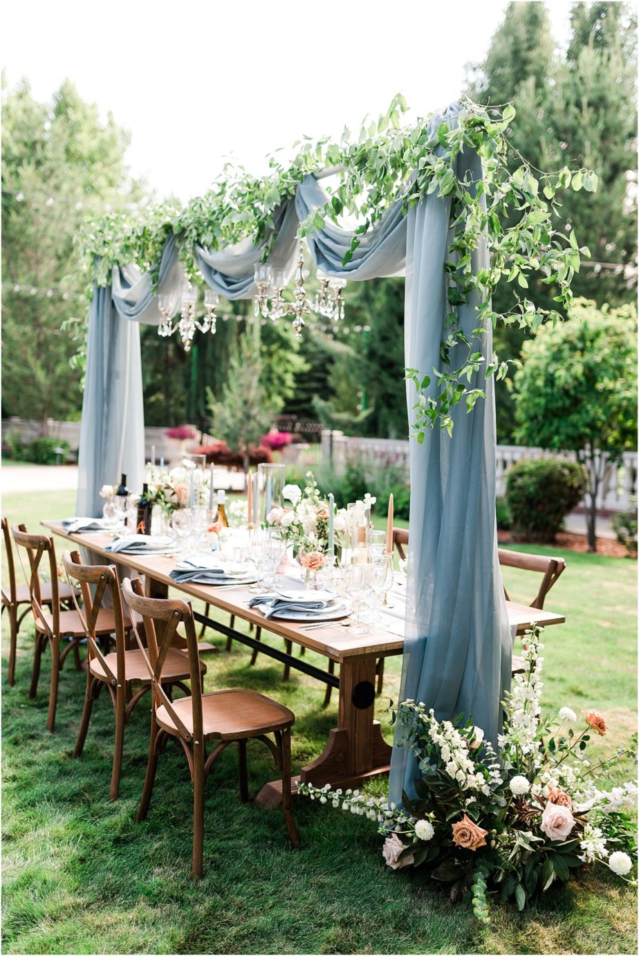 Oakshire Estate Wedding Garden Styled Shoot Yakima Photographer reception setup with blue tulle