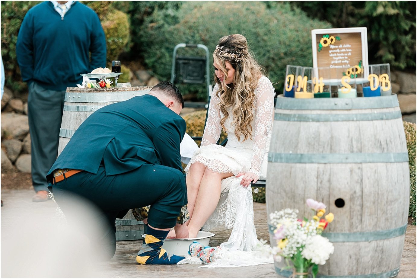 Le Jardin of Yakima Wedding Yakima Photographer Johnny and Meg foot washing ceremony