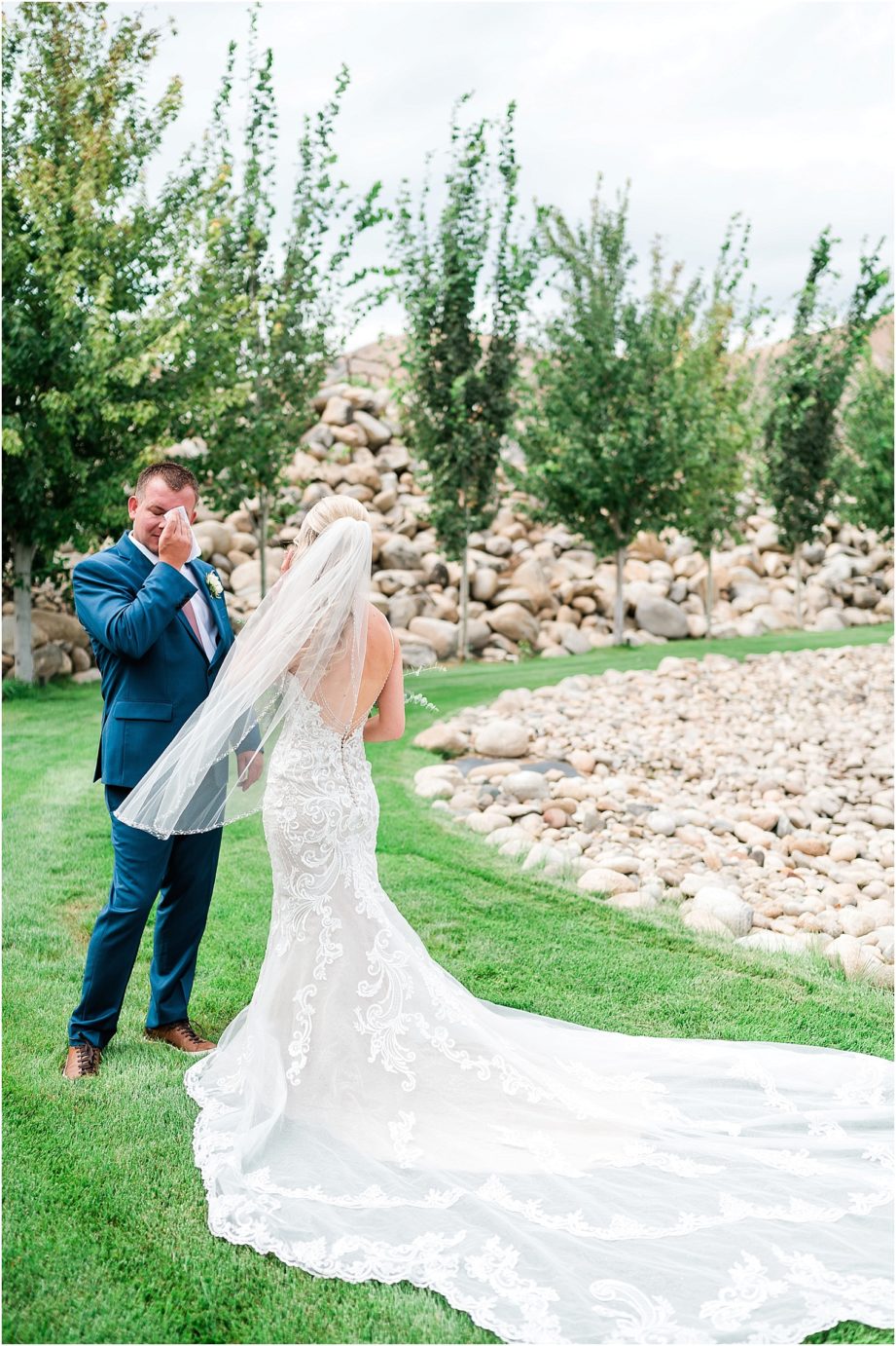 Rocky Pond Winery Wedding Chelan Photographer Austin and Aynsley first look