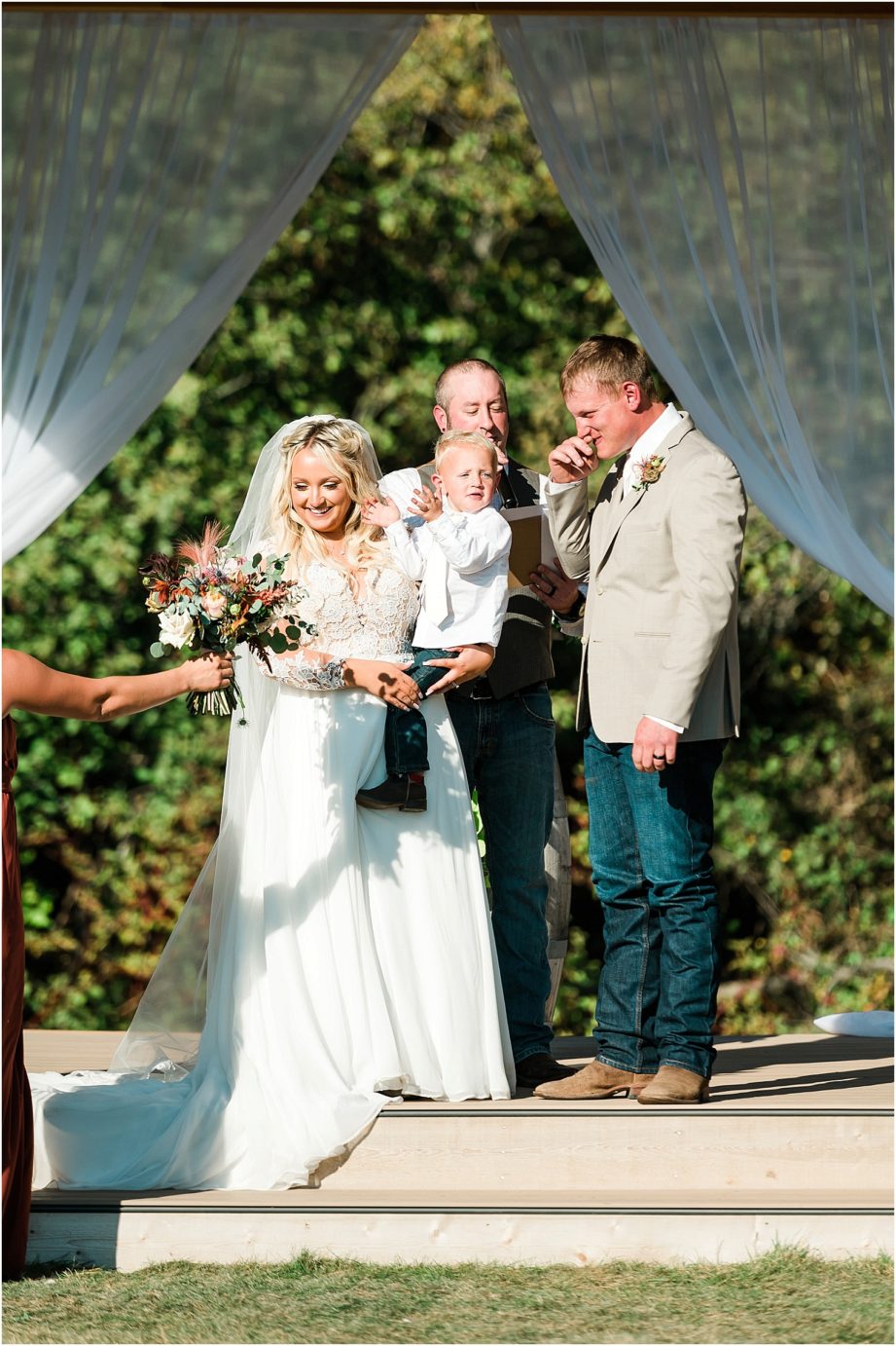Sweetwater Ranch Wedding Ellensburg Photographer Clay and Hayley ceremony