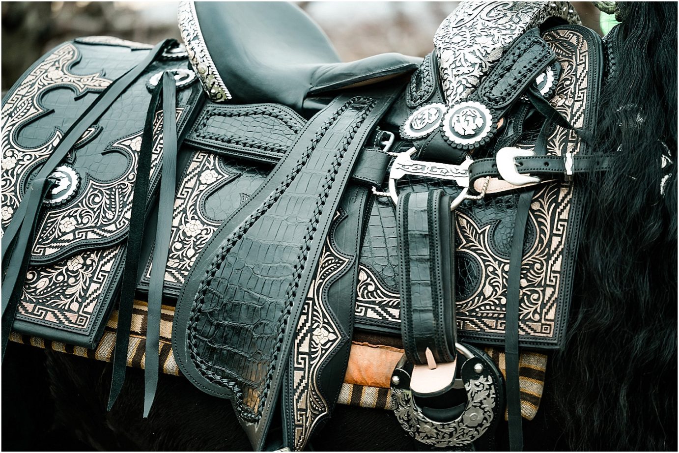 eastern washington engagement session juan and yenni saddle details