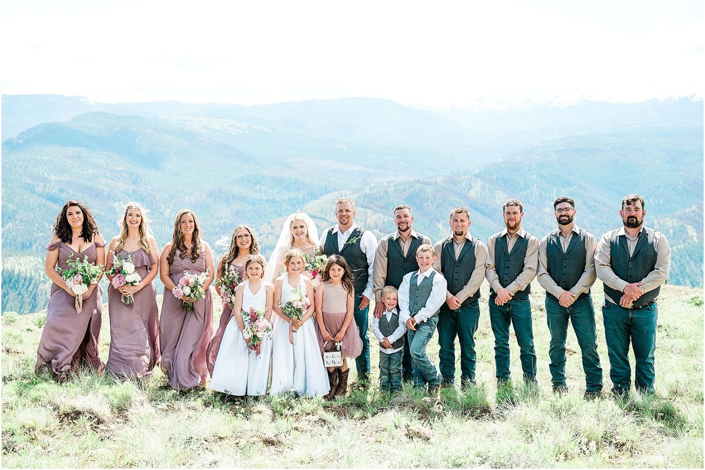 Beautiful Elk Ridge Wedding Naches Photographer Cory and Jenna wedding party