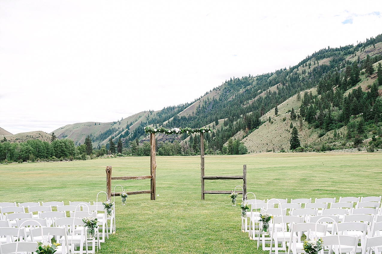 American Homestead Wedding Naches Photographer Bailey and Nikkie ceremony site