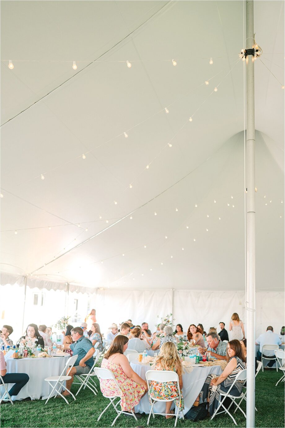 Lakeside Wedding Moses Lake Brandon and Shaela reception setup