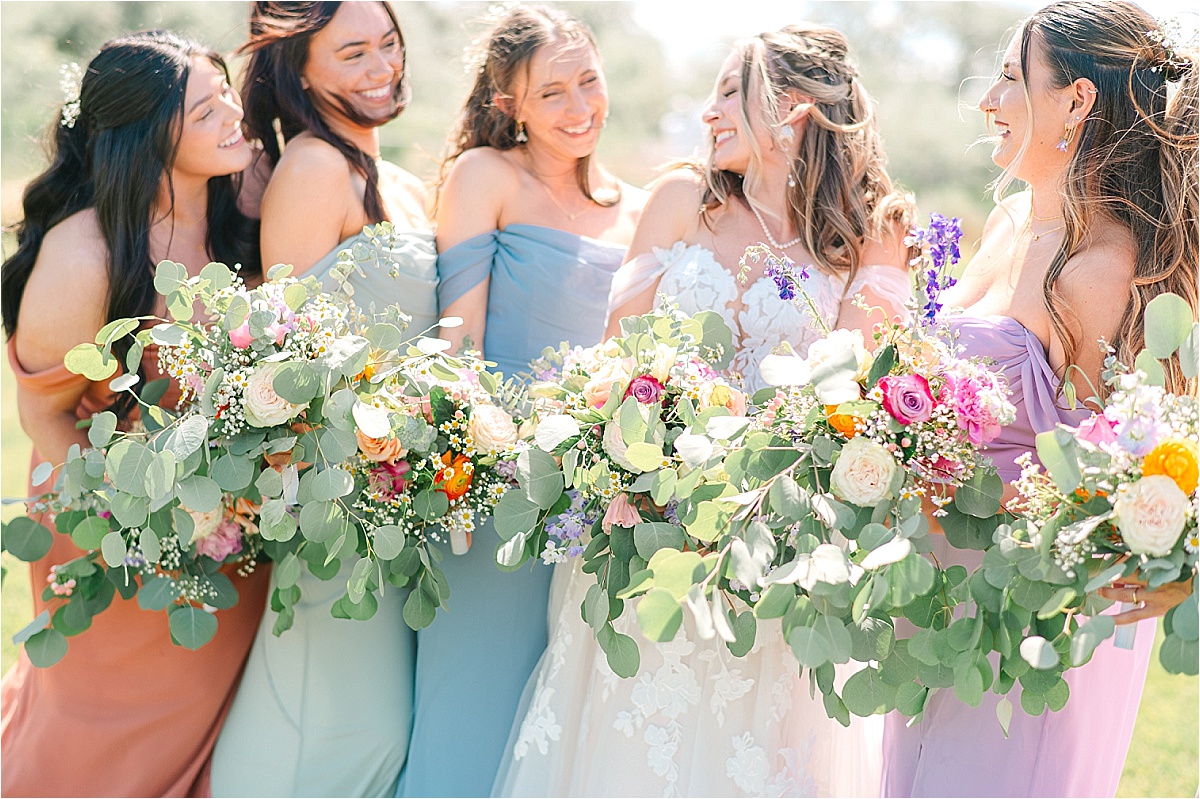 Lakeside Wedding Moses Lake Brandon and Shaela bride with  bridesmaids